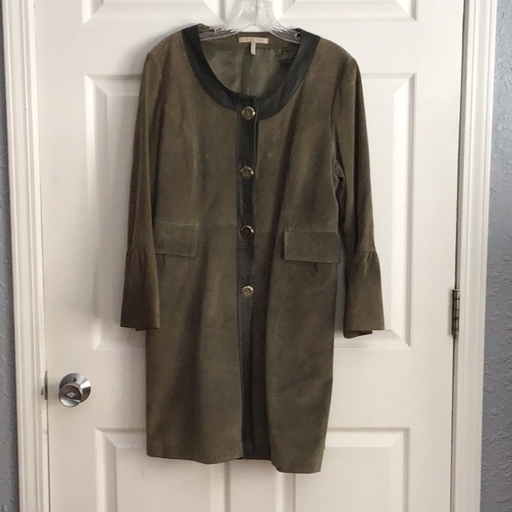 🔥🔥50% OFF LIST PRICE 🔥🔥.   IN SUEDE.         GREEN SUEDE COAT